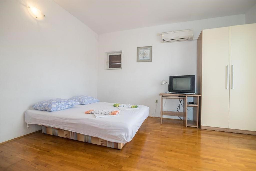 Apartments Nuic 748 Makarska Luaran gambar